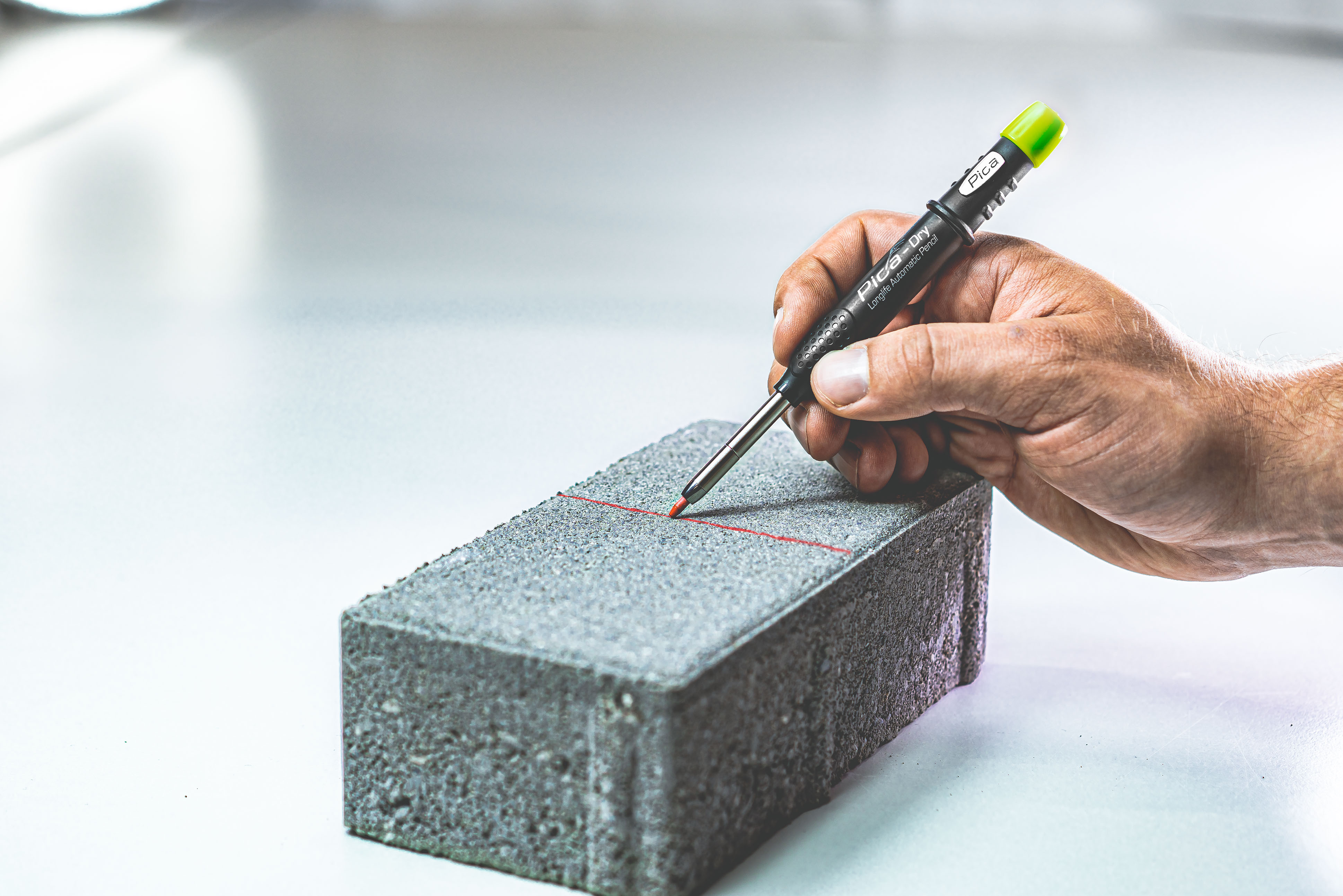 Baumarker Pica Dry 3030 Graphitmine Holz Metall Kunststoff Glas und Keramik