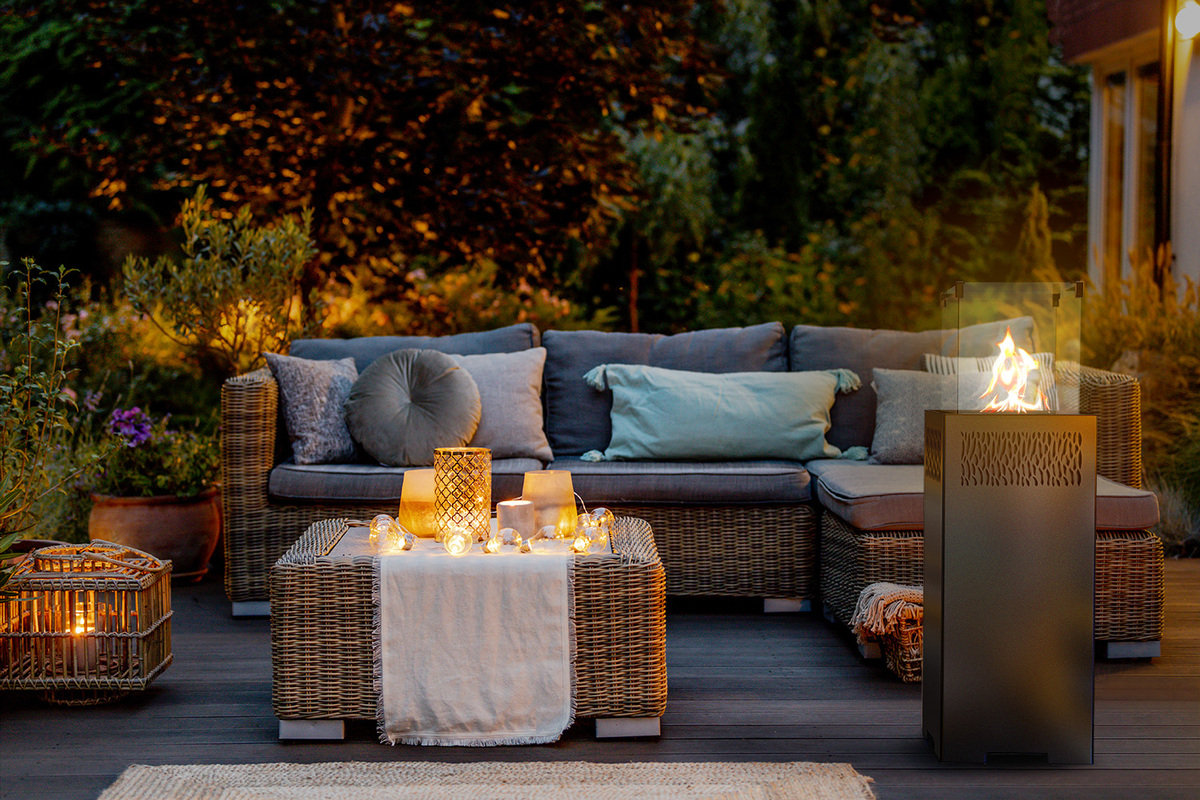 Hitze Gas-Terrassenheizung FUENTE Q V 5,7 kW schwarz Gasheizung Gas-Gartenheizer
