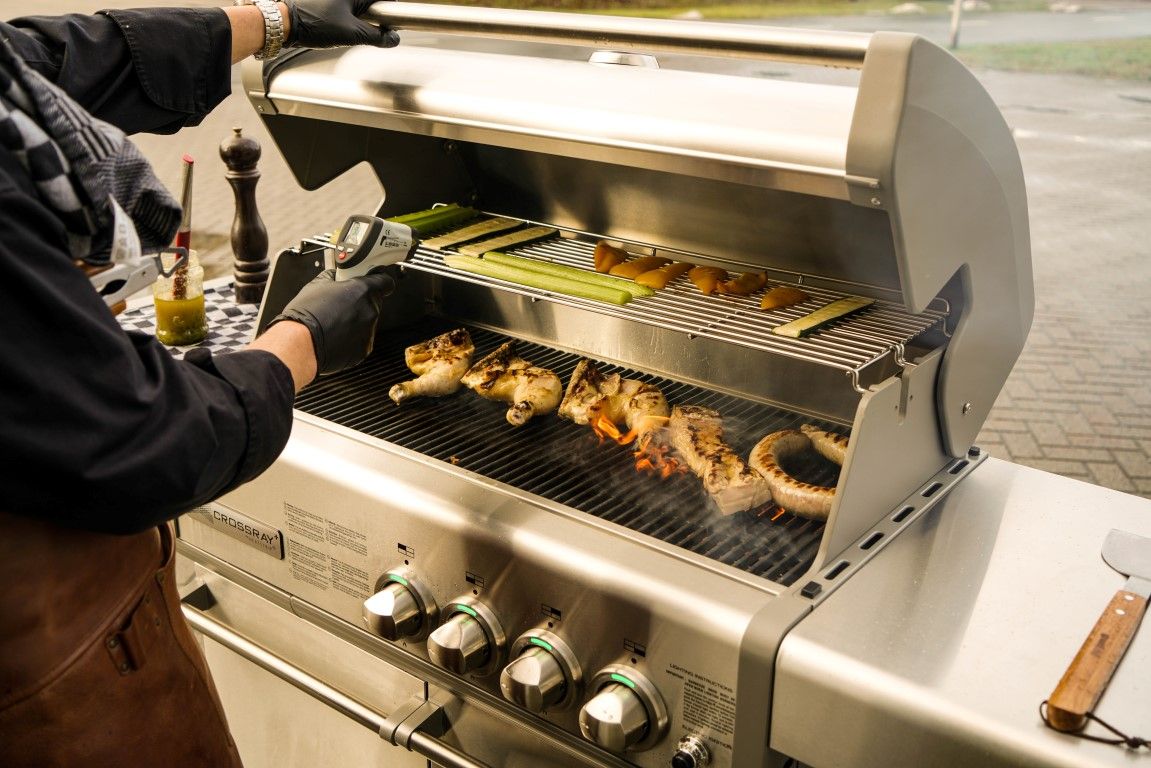 Crossray C4 Trolley Barbecue Gasgrill 4 x Infrarot-Brenner Grillwagen BBQ Grill