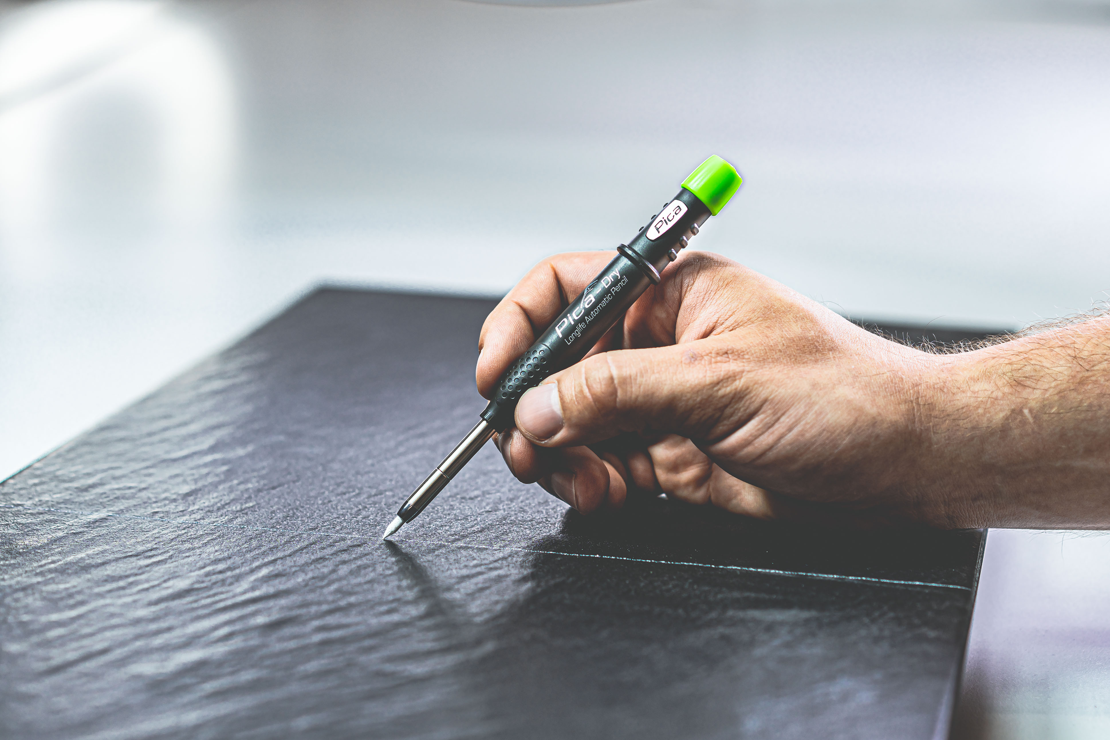 Baumarker Pica Dry 3030 Graphitmine Holz Metall Kunststoff Glas und Keramik
