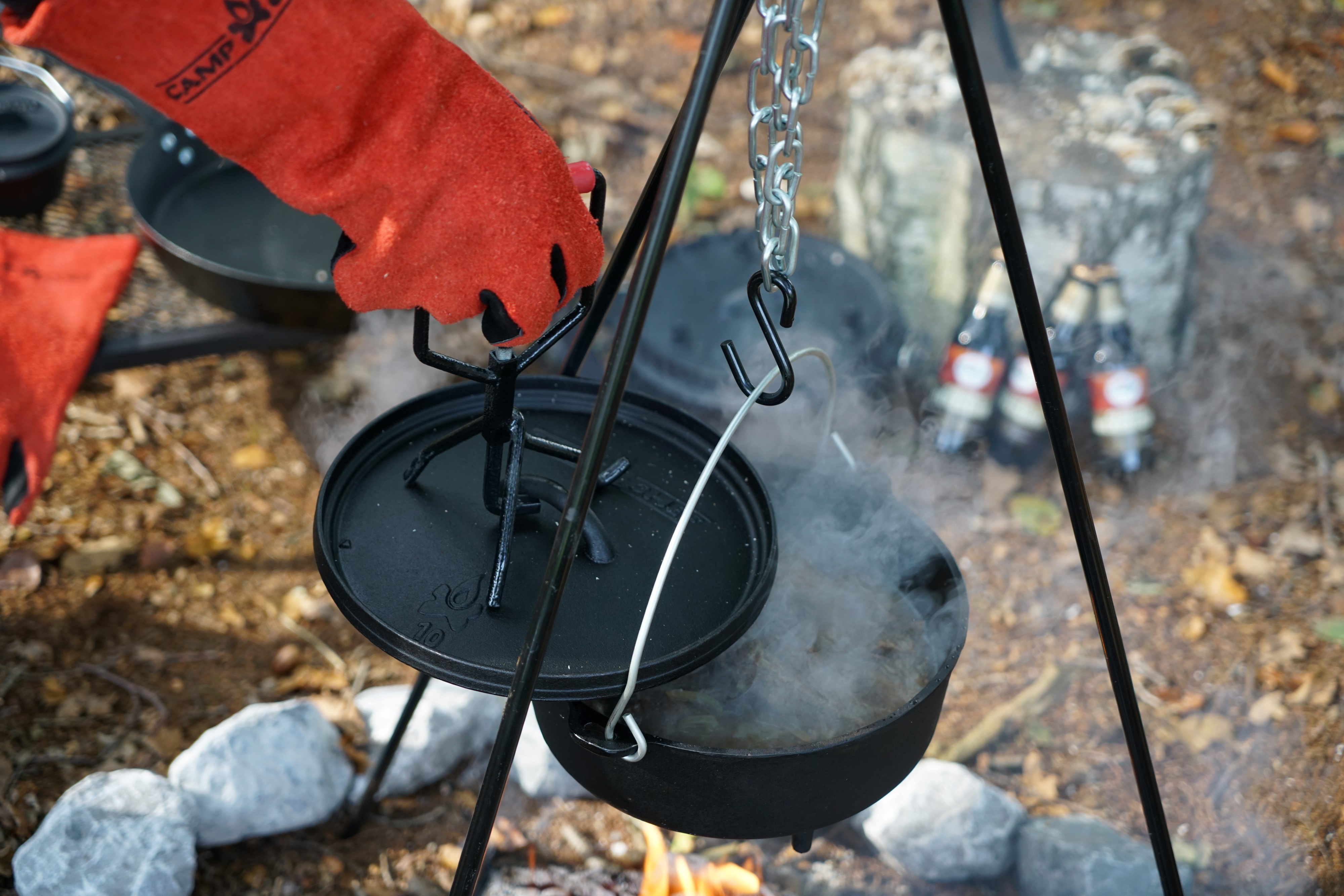 Camp Chef Deckelheber für Dutch Oven Outdoor BBQ