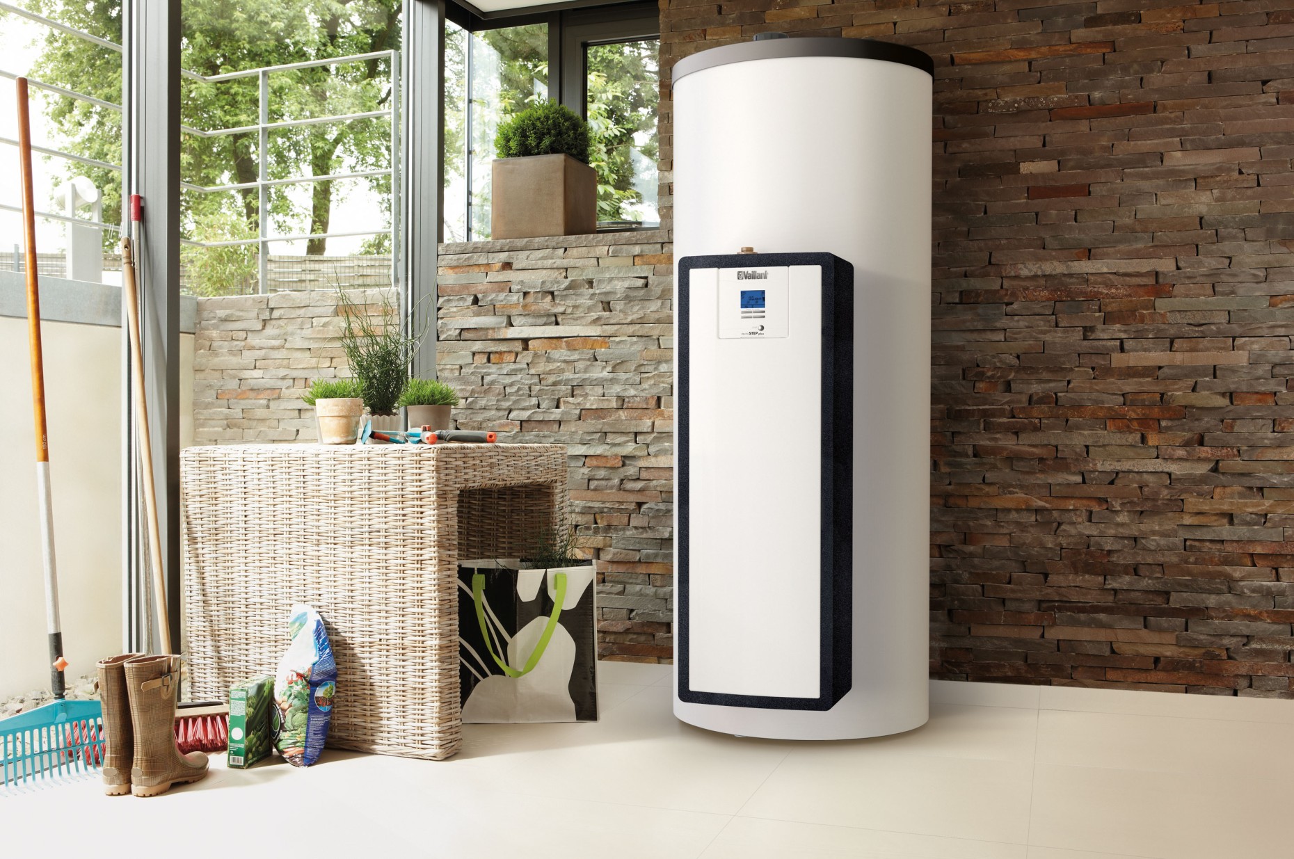 Vaillant auroSTEP plus VIH S2 250/4 B bivalenter Solarwarmwasserspeicher 246 l